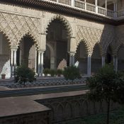 Sevilla-Reales_Alcazares-Patio_de_las_Doncellas_2-20110915